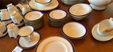 Howard, Royal Worcester, Blue-rim bone china dinnerware set with cups, saucers, and teapot - thumbnail 4 of 11