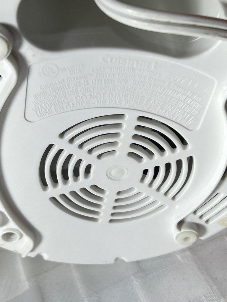 Cuisinart Frozen Yogurt & Ice Cream Maker - image 3 of 4