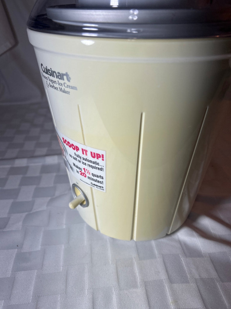 Cuisinart Frozen Yogurt & Ice Cream Maker - image 4 of 4