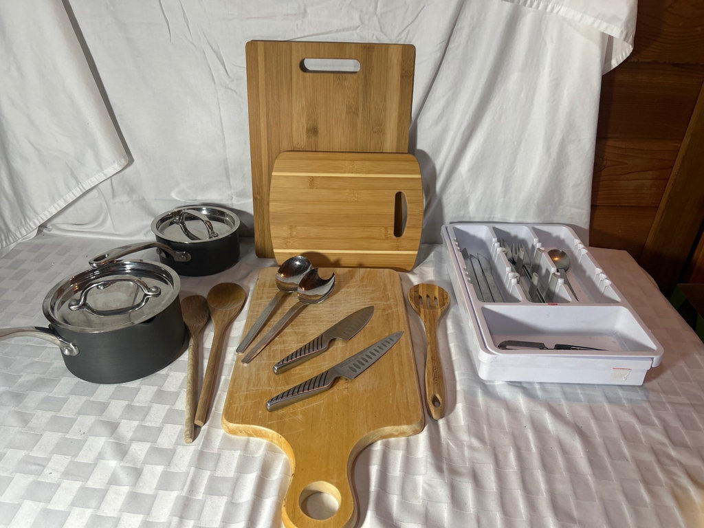 Kitchen Items - image 1 of 8