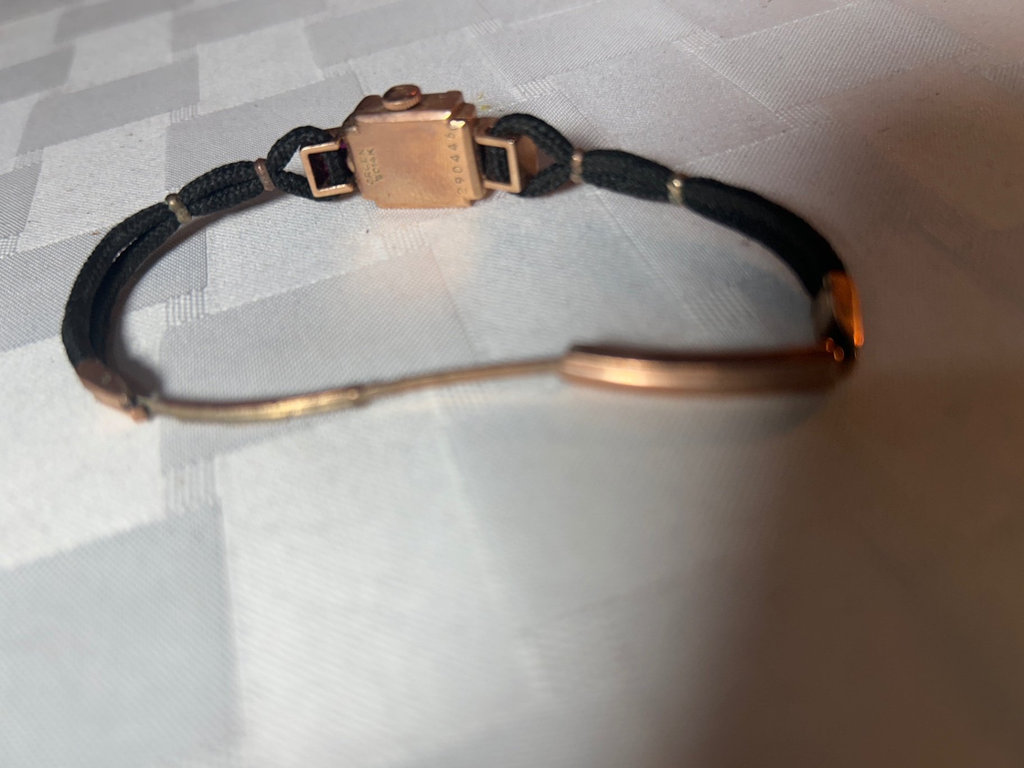 Vintage Ladies Watch, Rose Gold, diamond posts - image 4 of 6