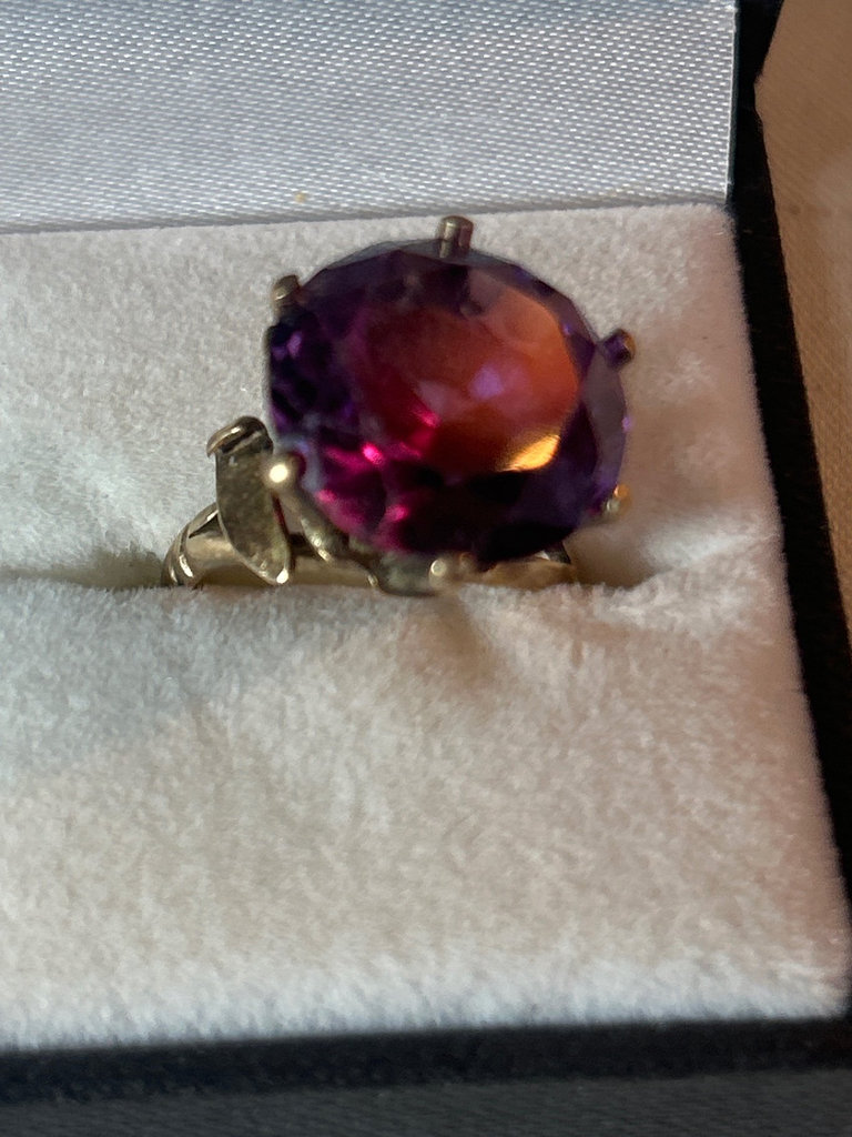 Amethyst and 14k gold ring - image 3 of 4