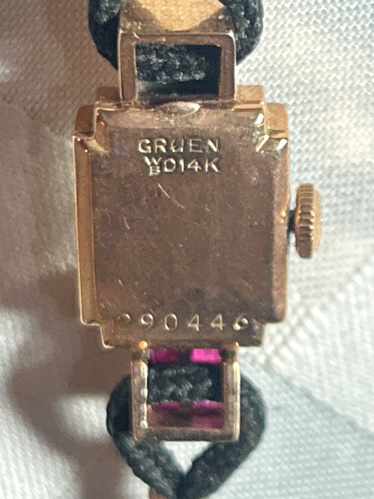 Vintage Ladies Watch, Rose Gold, diamond posts - image 5 of 6