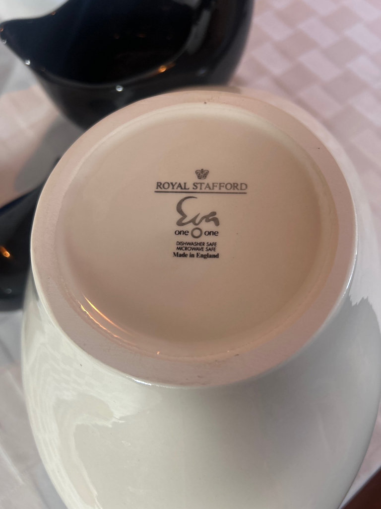 Eva Ziesel Ceramic S & P and serving bowls - image 16 of 16
