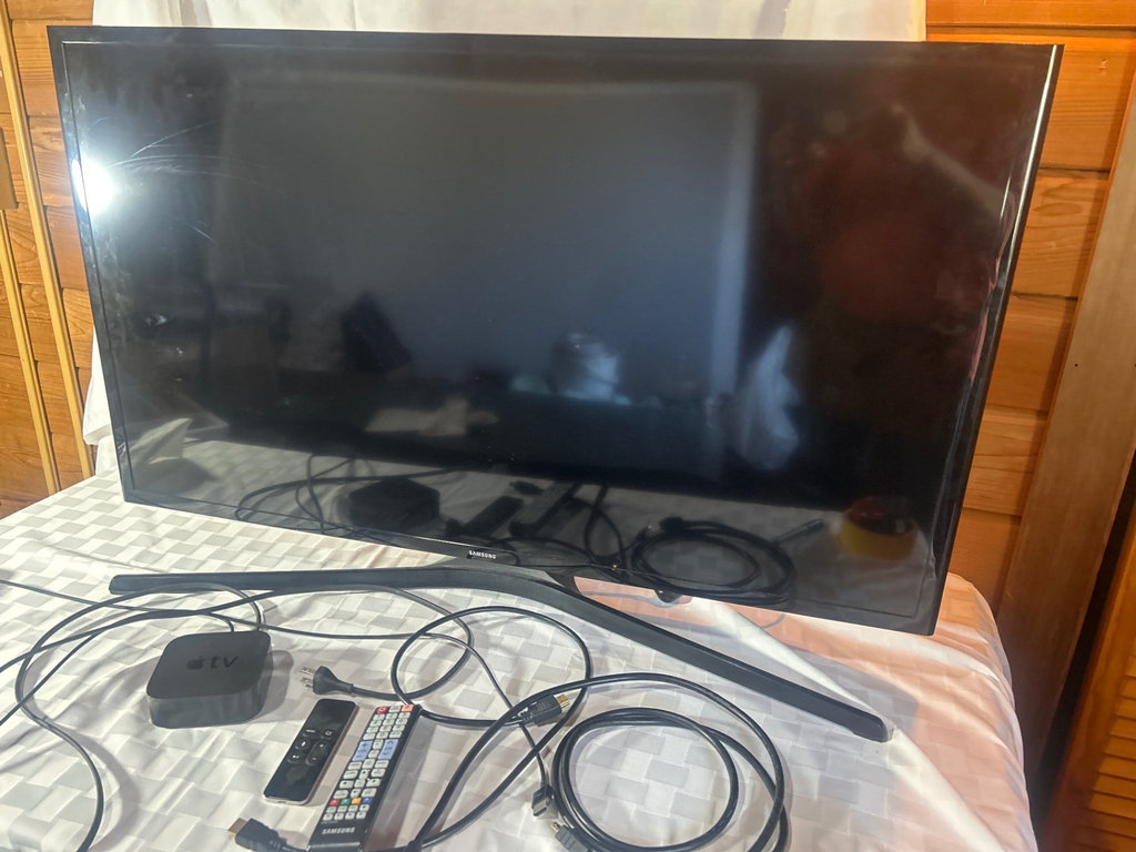 Samsung 42” Flat Screen TV, Apple Streaming Device - image 1 of 5