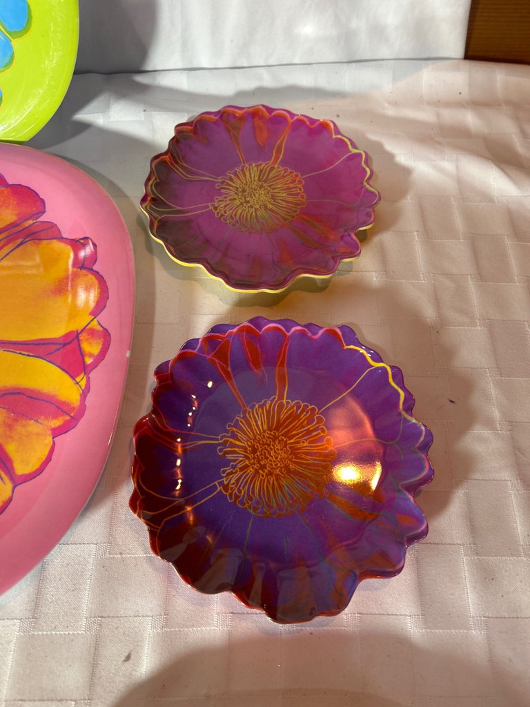 Andy Warhol designed Melamine plates - image 5 of 6