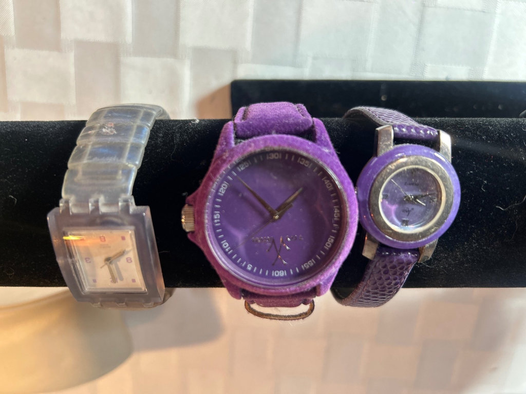 6 purple watches  - image 3 of 4