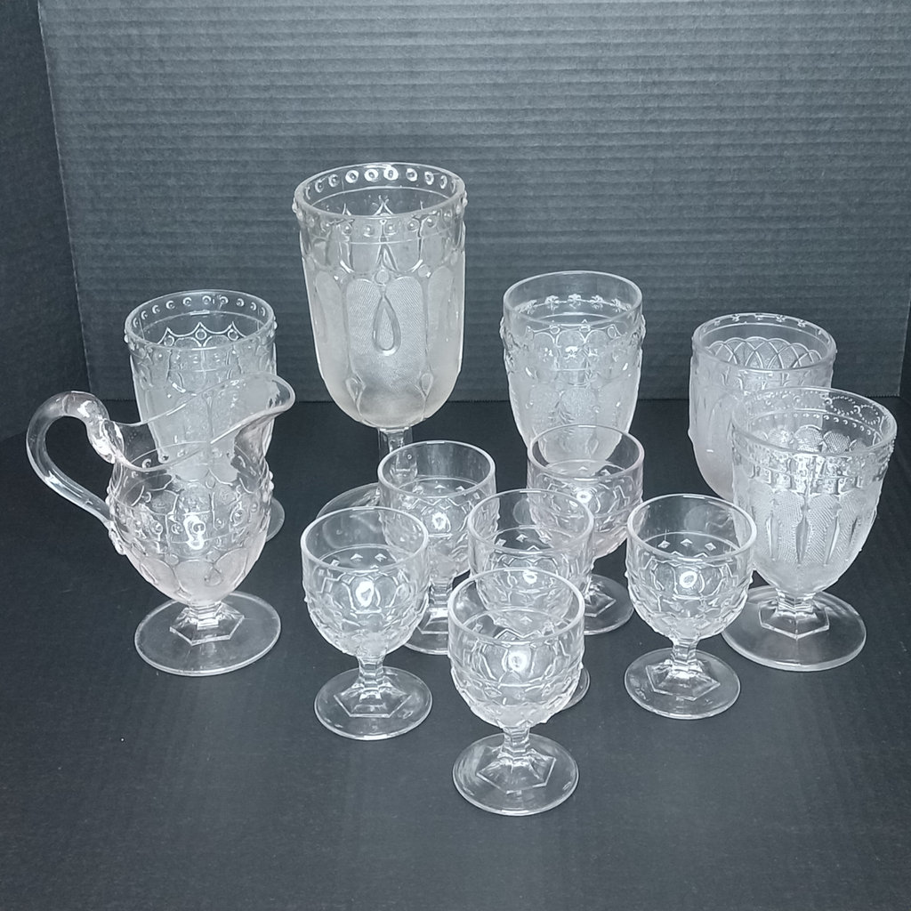 Antique EAPG: Loop and Dart Patterns - image 1 of 12