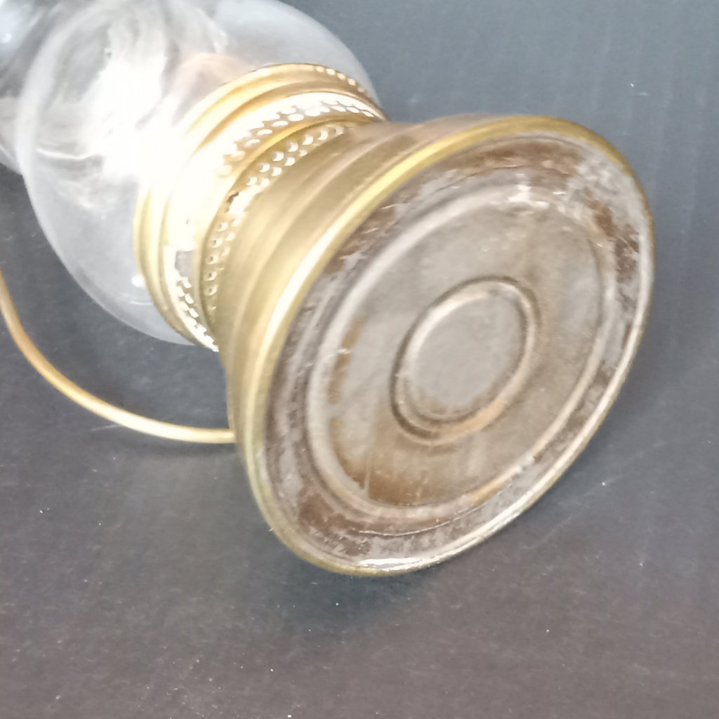 Antique Oil Lamps - image 17 of 24