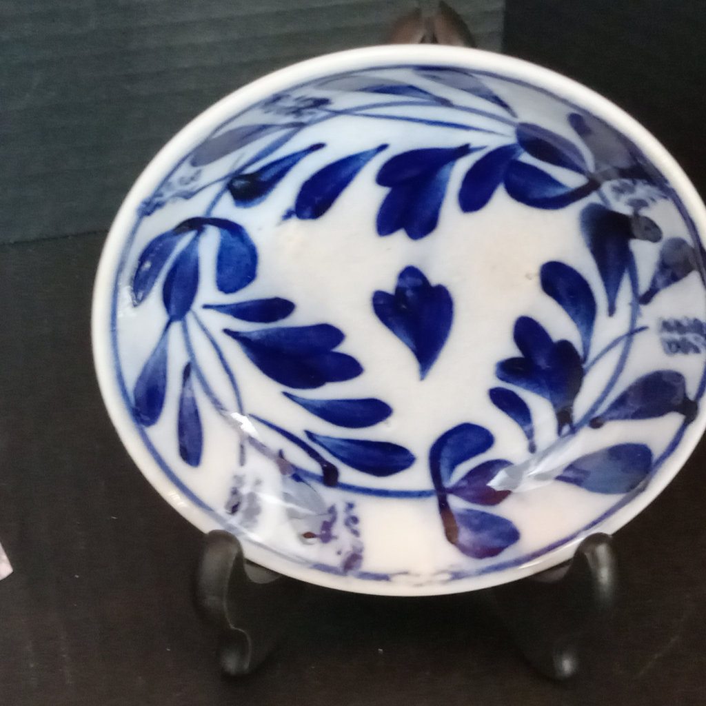 Vintage Blue & White Decor - image 6 of 18