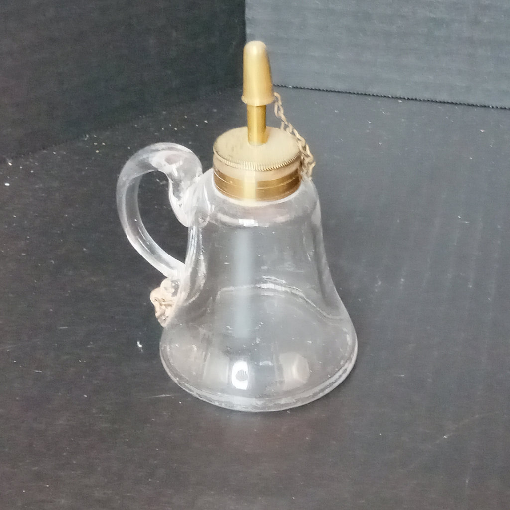 Antique Oil Lamps - image 14 of 24