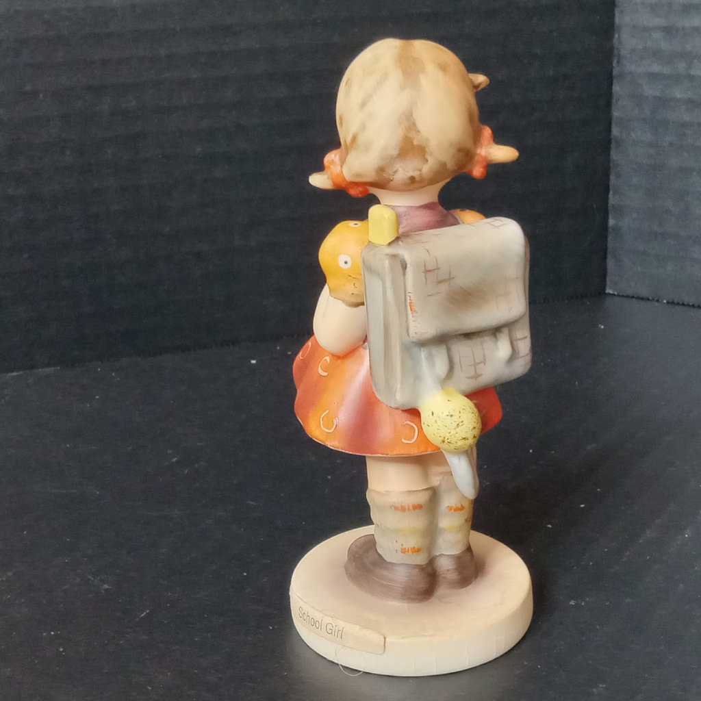 Vintage Hummel Figurines - image 3 of 13