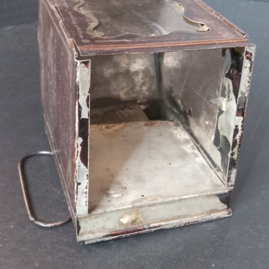 Antique Oil Lamps - image 5 of 24