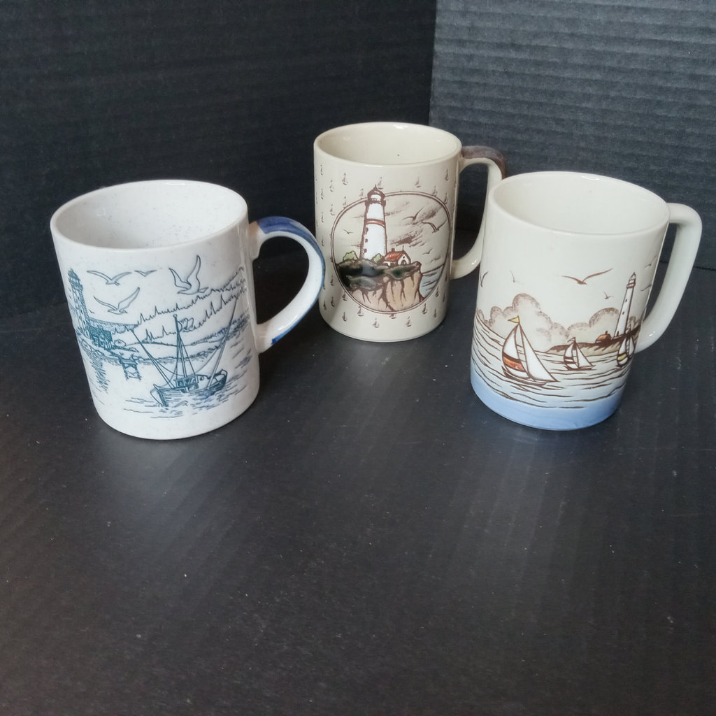 Vintage Lighthouse Mugs - image 3 of 8