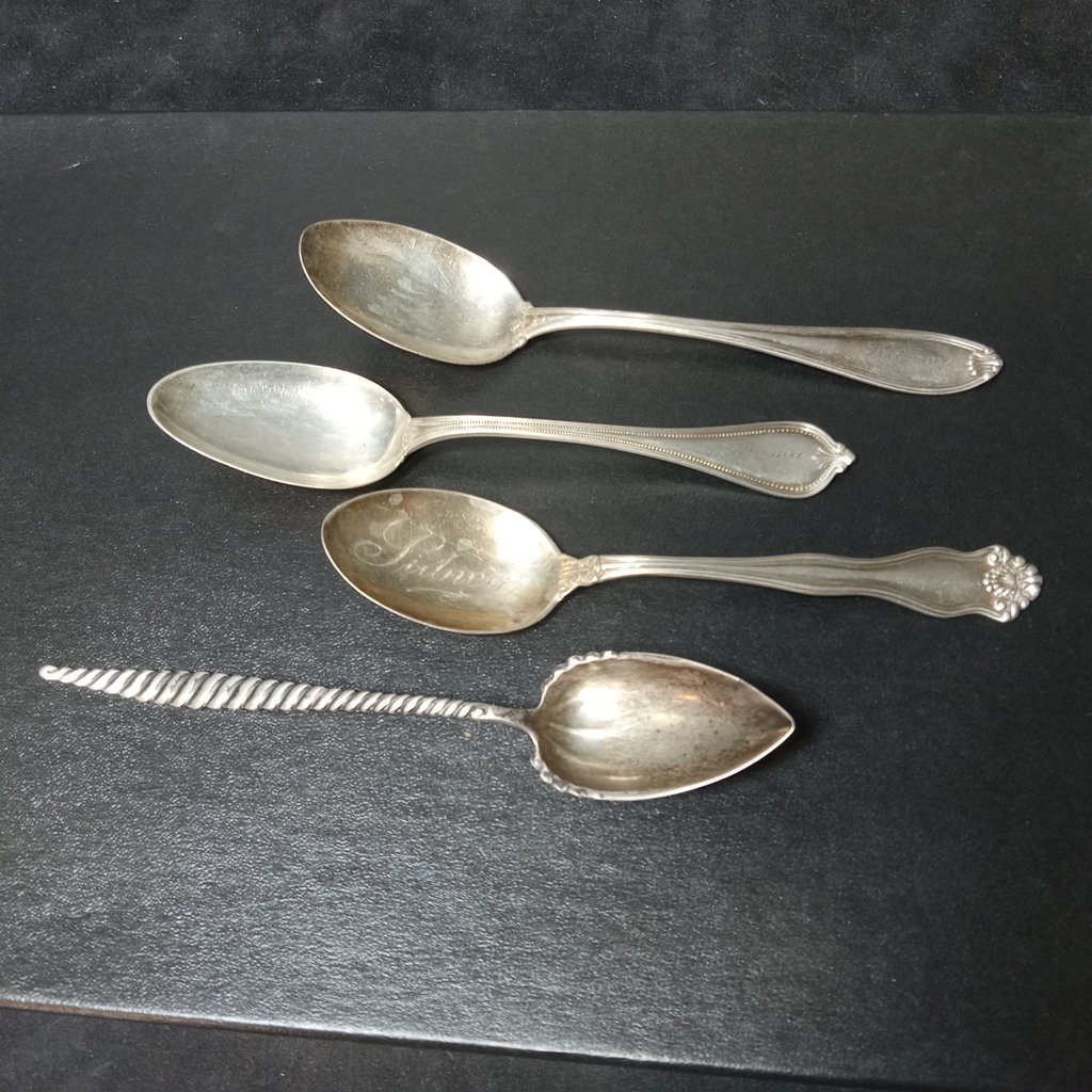 Sterling Flatware - 411.2dwt - image 13 of 17