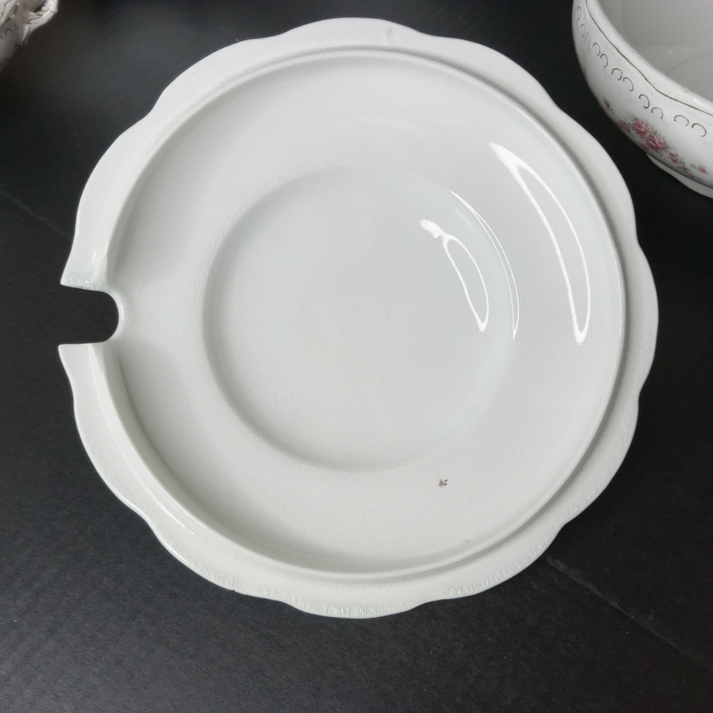 Antique Wedgwood Hostess Pieces - image 12 of 24