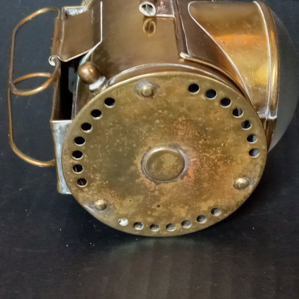 Antique Oil Lamps - image 23 of 24