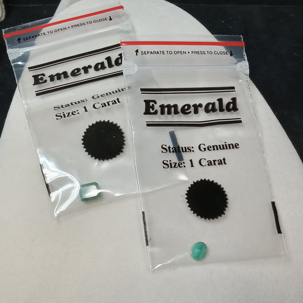 Gold & Emerald Jewelry - image 12 of 17
