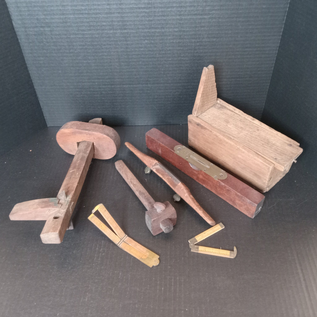 Early American / Primitive Tools - image 1 of 17