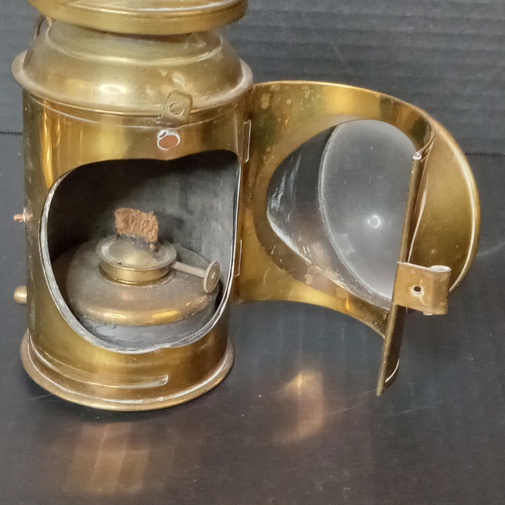 Antique Oil Lamps - image 22 of 24