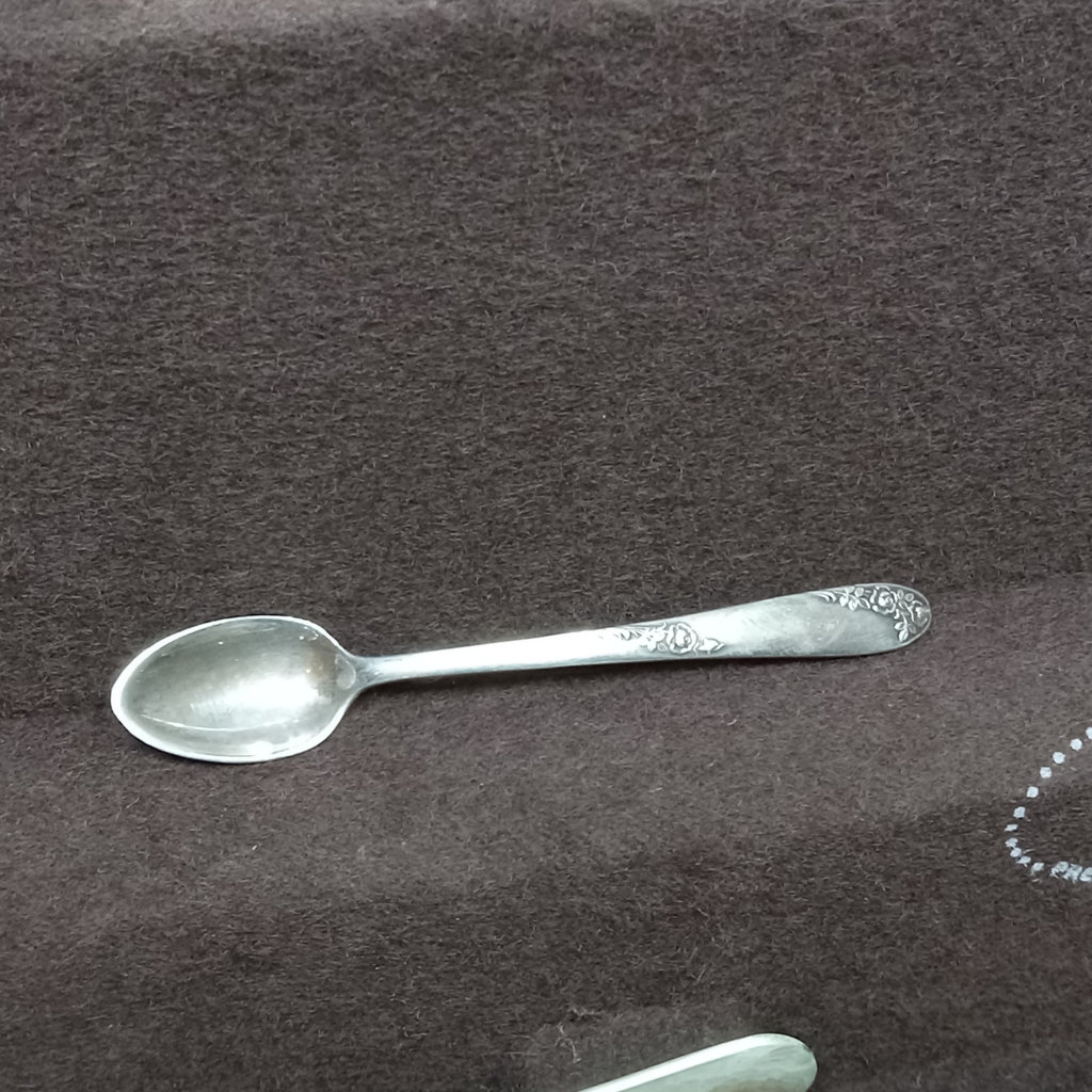 Lunt Sterling Flatware Set - 1070.7dwt - image 3 of 15