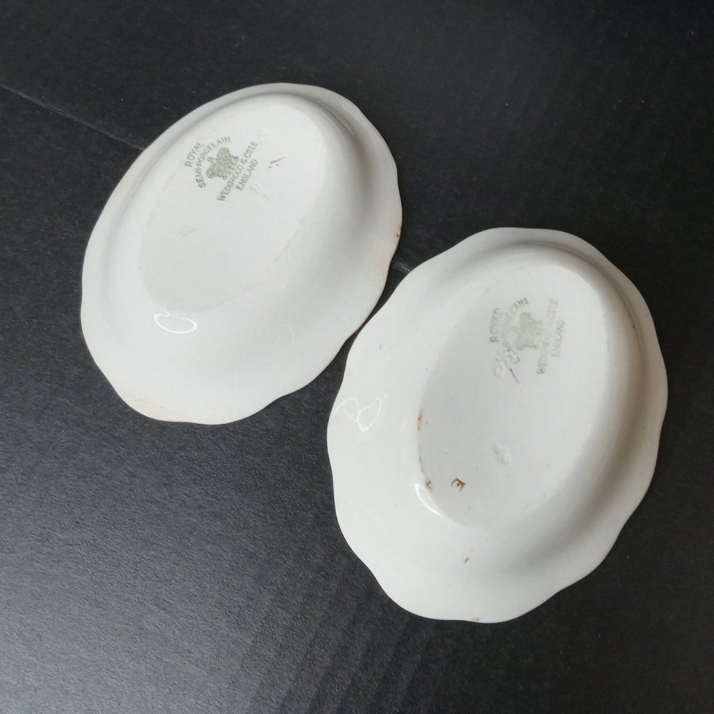 Antique Wedgwood Hostess Pieces - image 4 of 24