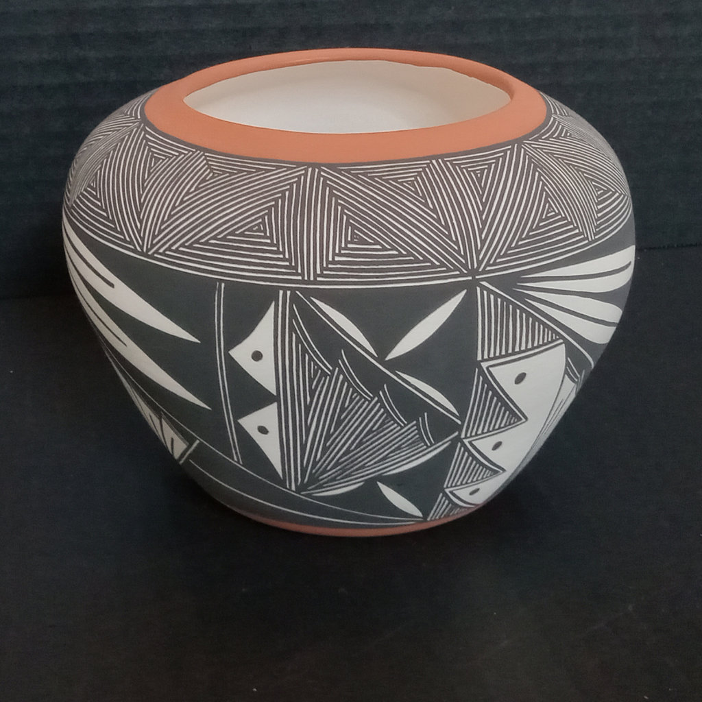 Acoma Pueblo Pottery - image 4 of 9