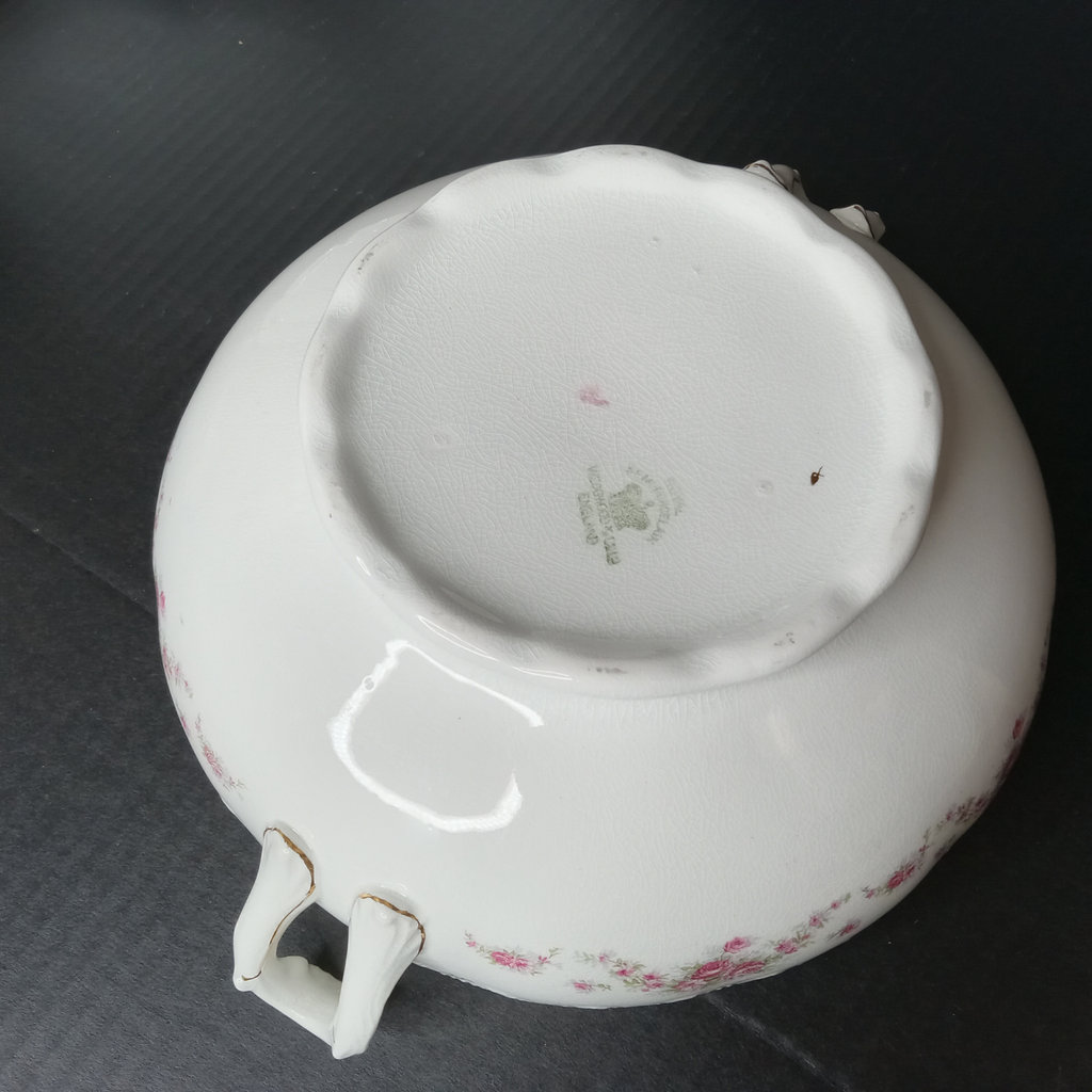 Antique Wedgwood Hostess Pieces - image 10 of 24