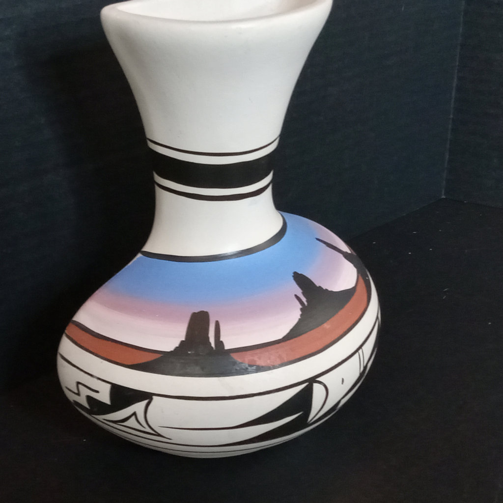 Navajo Pottery - image 10 of 13