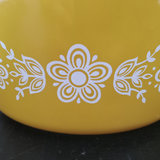 Vintage Pyrex - Butterly Gold / Black Snowflake - thumbnail 3 of 17