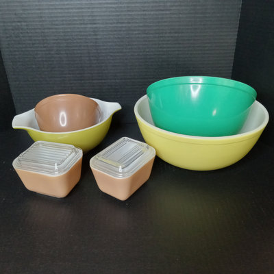 Vintage Pyrex - Solid Colors - Image 1 of 13