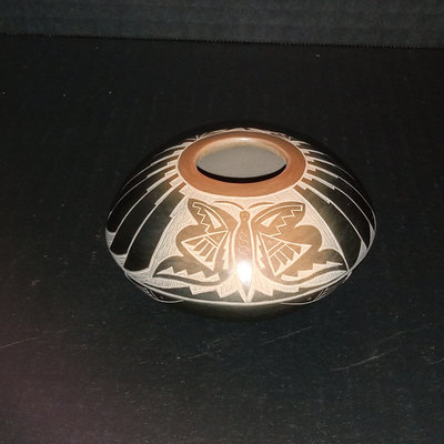 Santa Clara Pottery - Candelaria Suazo - Image 1 of 7