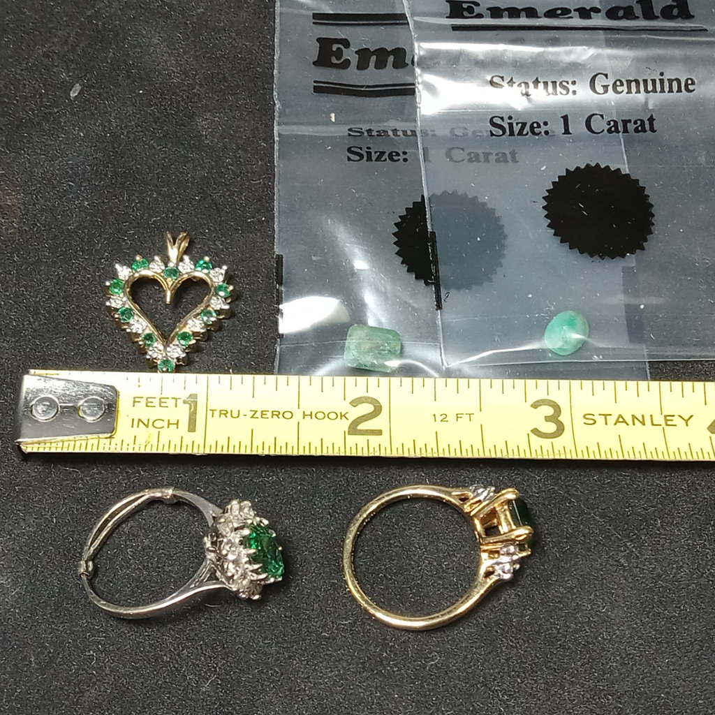 Gold & Emerald Jewelry - image 17 of 17