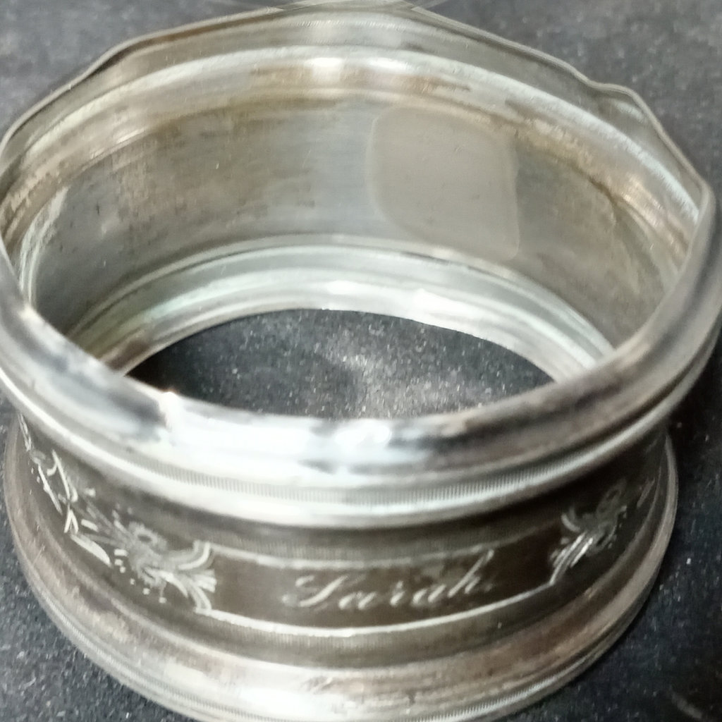 Sterling & Glass Tableware - 78.7+ dwt - image 17 of 19