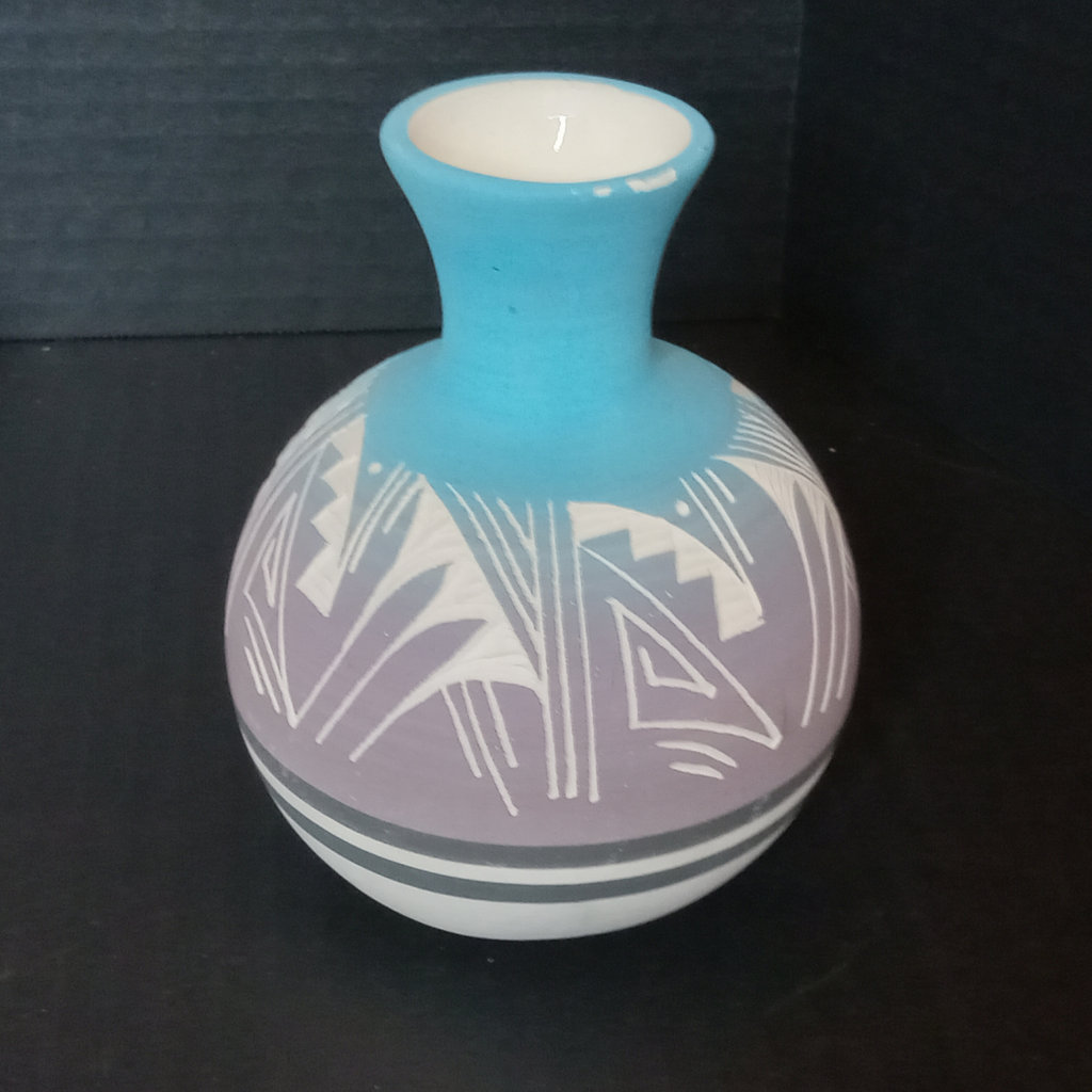 Navajo Pottery - image 5 of 13