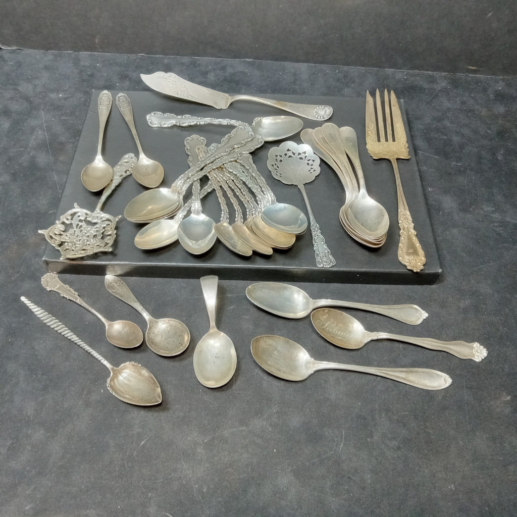 Sterling Flatware - 411.2dwt - image 1 of 17