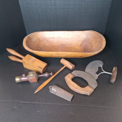 Primitive Kitchen - Image 1 of 18