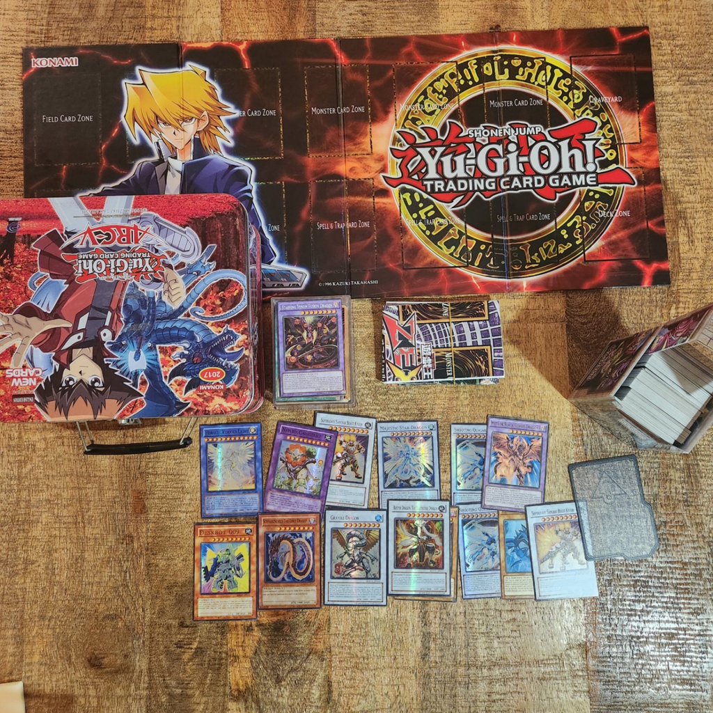 Yu-Gi-Oh Lot from 1996 - image 1 of 5
