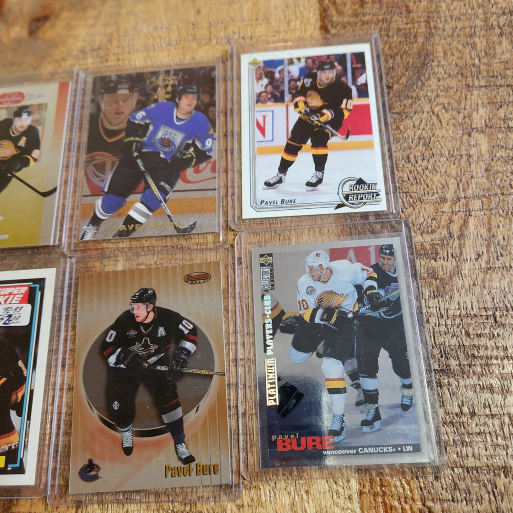 Pavel Bure Hockey Cards - image 2 of 3