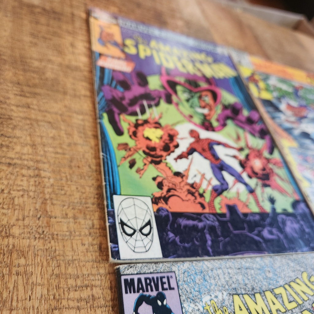 Amazing Spiderman #207 222 258 297 - image 3 of 4