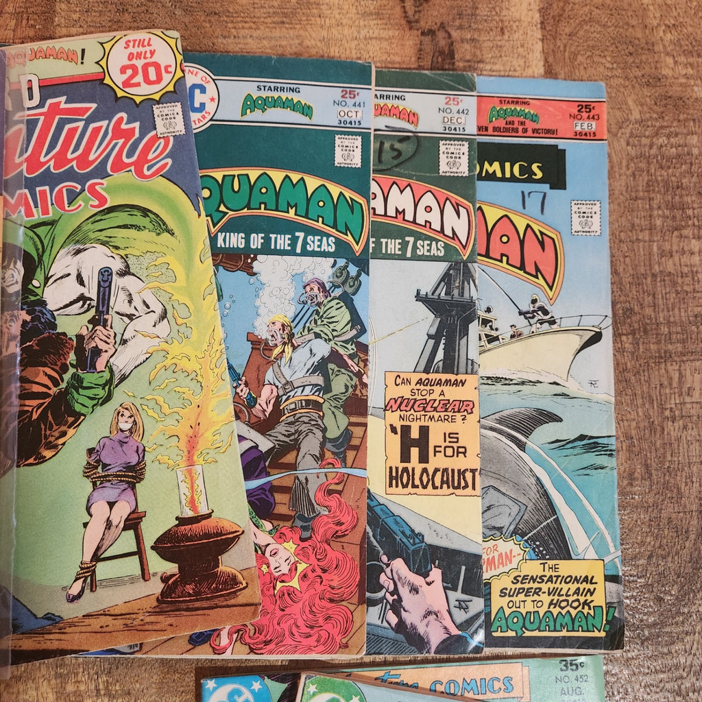Adventure Comics #389 402 435 441-444 446 448 450-452 - image 5 of 7