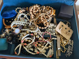 Large Lot of unsearched Estate Jewlery - thumbnail 3 of 3
