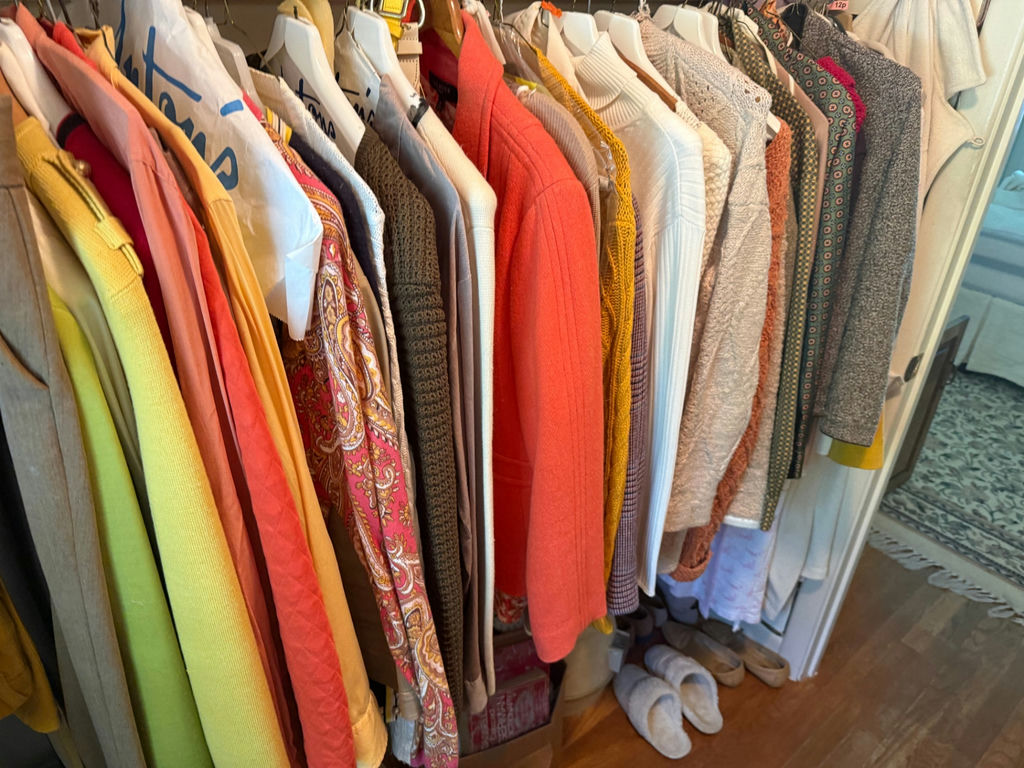 Huge Lot of Ladies Vintae Clothing, Shoes & Belts - image 2 of 6