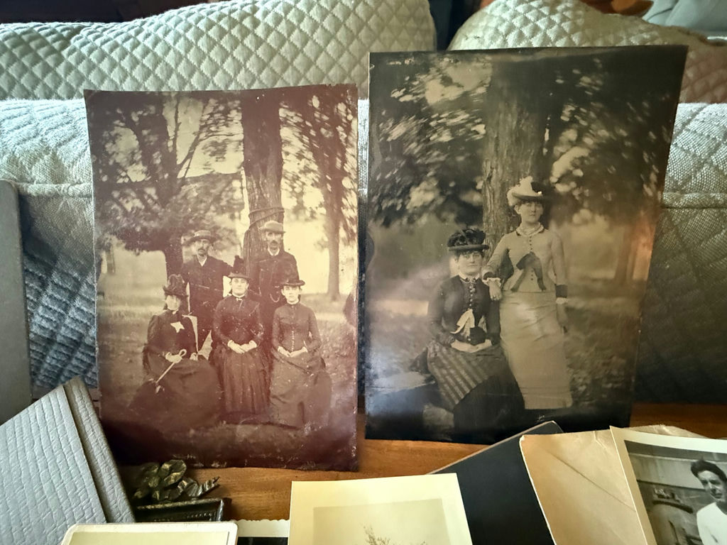 Huge Antique Lot of Photos, Tintypes, RPPC, Some Amazing Photos, Hundreds in this Lot! - image 10 of 13