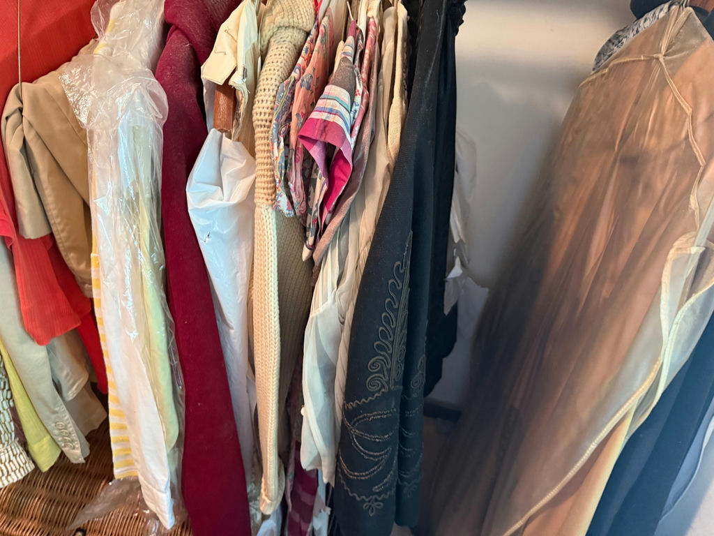 Huge Lot of Ladies Vintae Clothing, Shoes & Belts - image 5 of 6