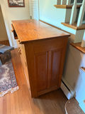Beautiful Vintage Maple Cupboard, Excellent Condition! - thumbnail 3 of 3