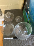Assorted glassware and decorative keepsakes - thumbnail 8 of 9