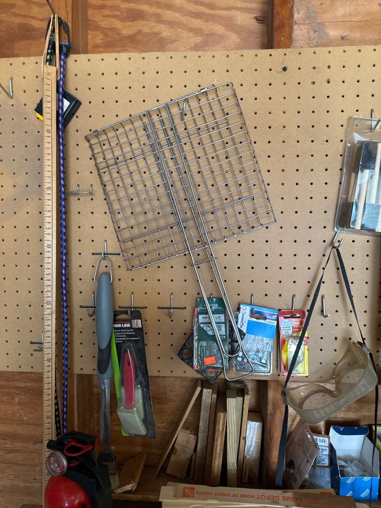 Garage/workshop tools  - image 2 of 8