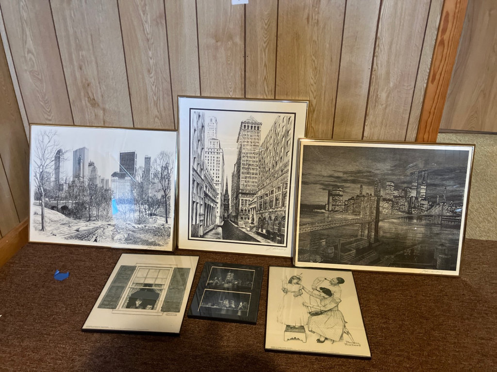 Set of framed black-and-white cityscape and architectural prints - image 2 of 13