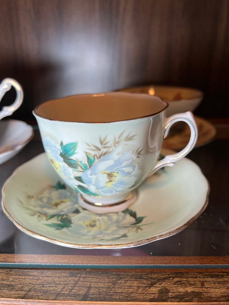 Porcelain tea set with blue and floral designs - image 10 of 10